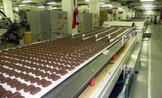 Empresas apontam carga tributária como maior fator para queda da indústria no ES