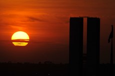 Horário de Verão termina no próximo domingo (19)