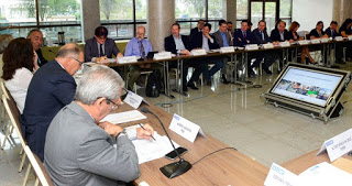 Minirreforma e aperfeiçoamento da NR 12 são prioridades trabalhistas da indústria para 2017