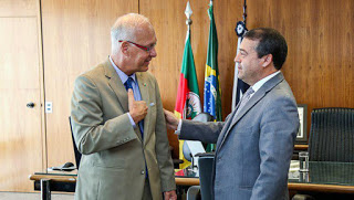 Ministro e embaixador da Alemanha debatem proposta de modernização trabalhista