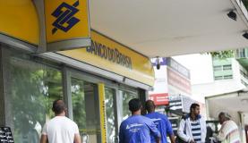 Bancos reabrem hoje a partir do meio-dia