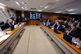CAE cria grupos para analisar reformas microeconômicas e tributos