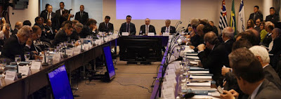 Brasil precisa dos empresários para retomada do crescimento, afirma Michel Temer, na MEI