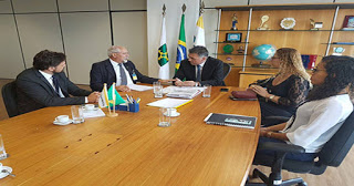 Parceria entre Fenacon, Correios e Unicorreios