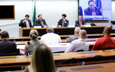 Aplicação da Lei da Gorjeta divide debatedores