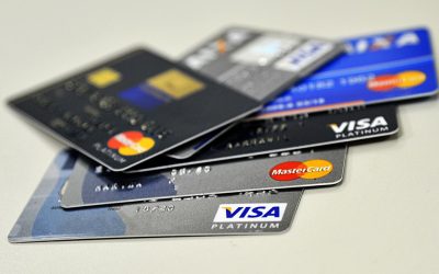 Juros do cartão de crédito e do cheque especial sobem em setembro