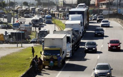 Caixa oferece crédito a caminhoneiros e juros podem ser de 2,29%