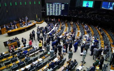 Câmara aprova permissão para clube de futebol se transformar em empresa