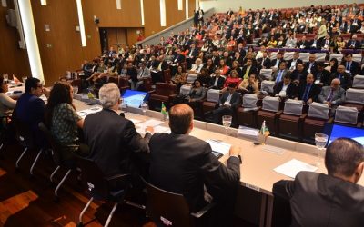 Seminário é aberto em Brasília com a participação dos 27 CRCs