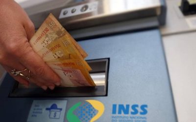 Primeira parcela do 13º salário começa a ser depositada nesta sexta-feira