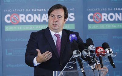 Maia defende que governo encaminhe projeto sobre a prorrogação do auxílio emergencial