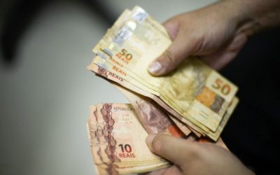 Câmara aprova MP que regulamenta pagamento de benefício a quem teve salário reduzido