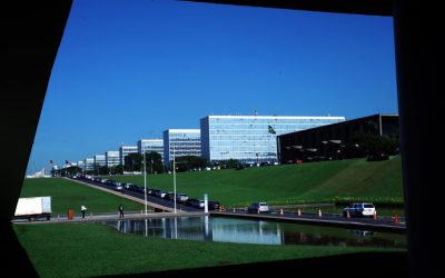 Deputados e servidores voltam a cobrar a regulamentação do teletrabalho