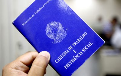 Proposta prevê a recontratação de trabalhador dispensado na pandemia