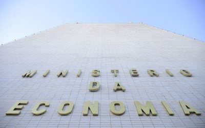 Governo prevê déficit primário de R$ 861 bilhões em 2020