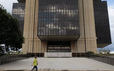 Indicadores recentes sugerem recuperação parcial da economia, diz BC