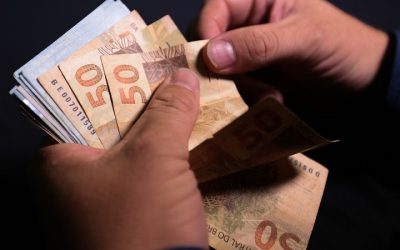 Décimo terceiro salário deve injetar R$ 208 bi na economia
