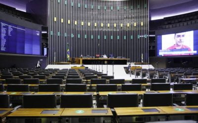 Câmara pode votar na terça-feira MP que facilita empréstimos a empresas na pandemia