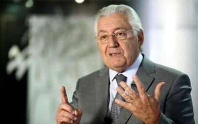 Simples não é favor, é determinação constitucional