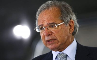 Guedes cita seguro-emprego para ajudar pequenas empresas na pandemia