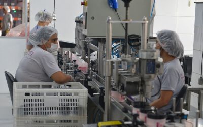 Confiança cai nos 30 setores industriais pesquisados pela CNI em março