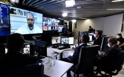 Equidade salarial entre homens e mulheres volta à pauta do Senado