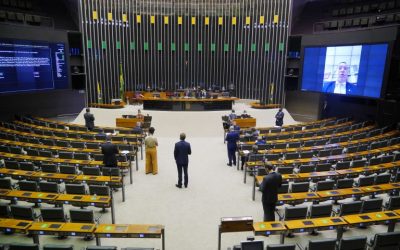 Câmara pode votar MP que amplia margem do consignado de aposentados nesta quinta-feira