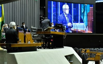 Câmara mantém vetos presidenciais a trechos de lei sobre assinatura eletrônica