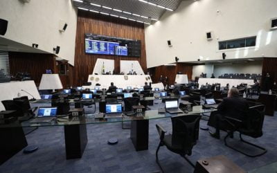 Programa Descomplica Paraná é aprovado na Assembleia
