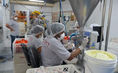 Produção industrial cresce em maio, após queda em abril, aponta CNI
