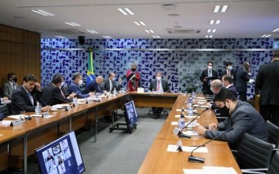 Lira aguarda envio pelo governo de complementação à reforma tributária para anunciar relator