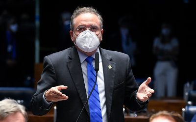 Senadores debatem Reforma Tributária