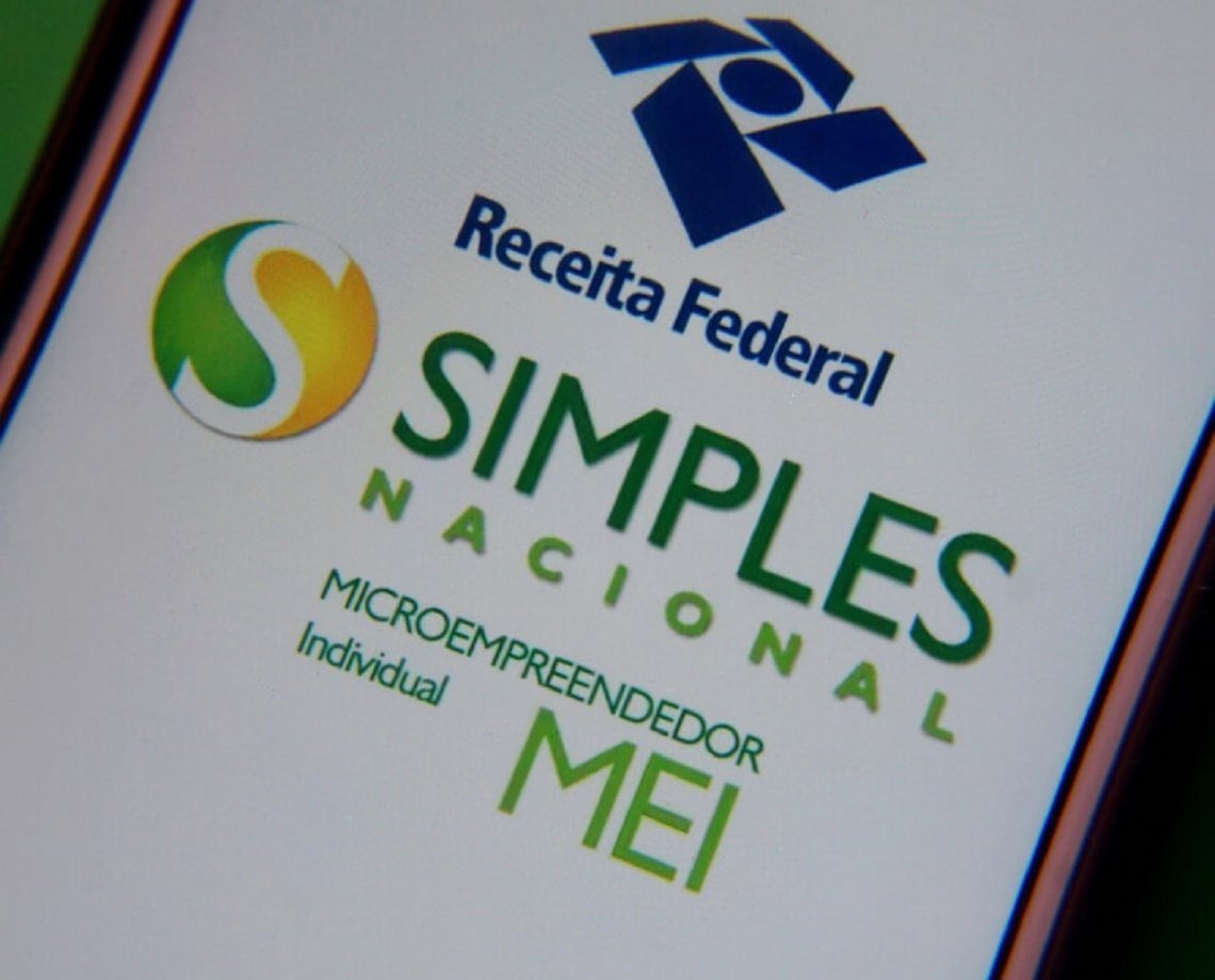 Simples Nacional: Na mira da Receita Federal, empresas com débitos de ...