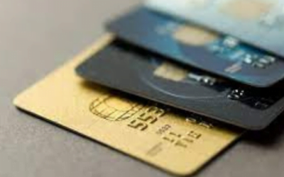 Regularize as anuidades devidas com o seu cartão de crédito