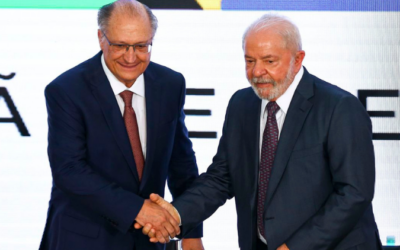 Reforma tributária é fundamental à reindustrialização, diz Alckmin