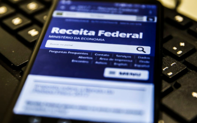 Fim da obrigatoriedade de declarar ações no IR exige atenção