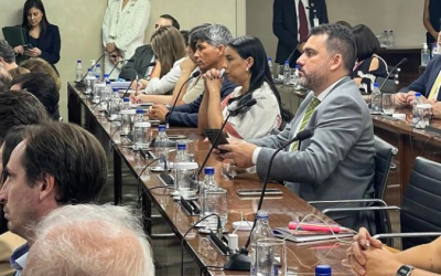 Presidente da FENACON participa de reunião do Fórum de Micro e Pequenas Empresas