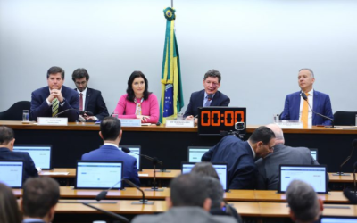 Grupo da Reforma Tributária ouve representantes de transportes nesta terça