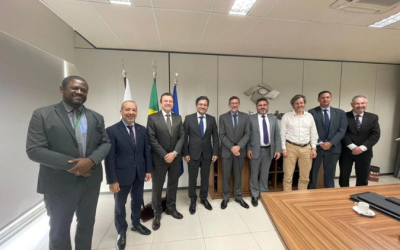 FENACON discute melhorias para o ambiente de negócios com o secretário da Receita Federal