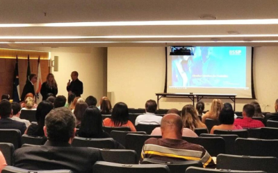 SESCAP-PE realiza reunião de associados com palestra