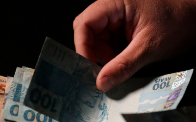 Governo antecipa para maio o pagamento do 13º de beneficiários do INSS