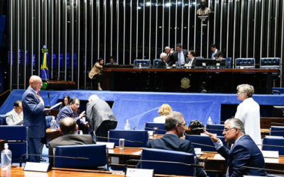 Adiado projeto que permite deduzir doações a pesquisa do cálculo do IRPF