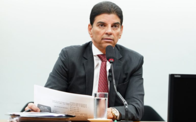 Relator apresenta novo regime fiscal com medidas para controlar gastos do governo