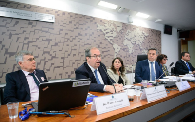 Regulação de inteligência artificial é defendida no Conselho de Comunicação