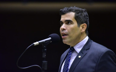 Projeto prorroga por quatro anos desoneração da folha de pagamentos da Cofins-Importação