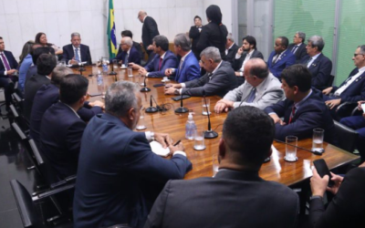 Frente Nacional dos Prefeitos intensifica mobilização contra reforma tributária