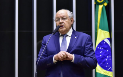Deputados favoráveis apontam avanços da reforma tributária; líder da oposição reforça voto contrário