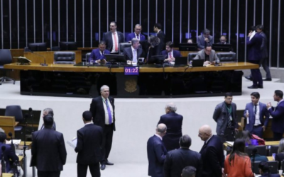 Câmara vai concluir votação da reforma tributária nesta sexta-feira