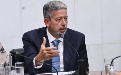 Lira diz que votação do novo arcabouço fiscal deve ficar para agosto