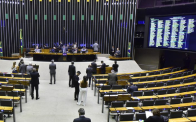 Aprovada urgência para projeto que prevê compensação aos estados por queda de arrecadação no ICMS
